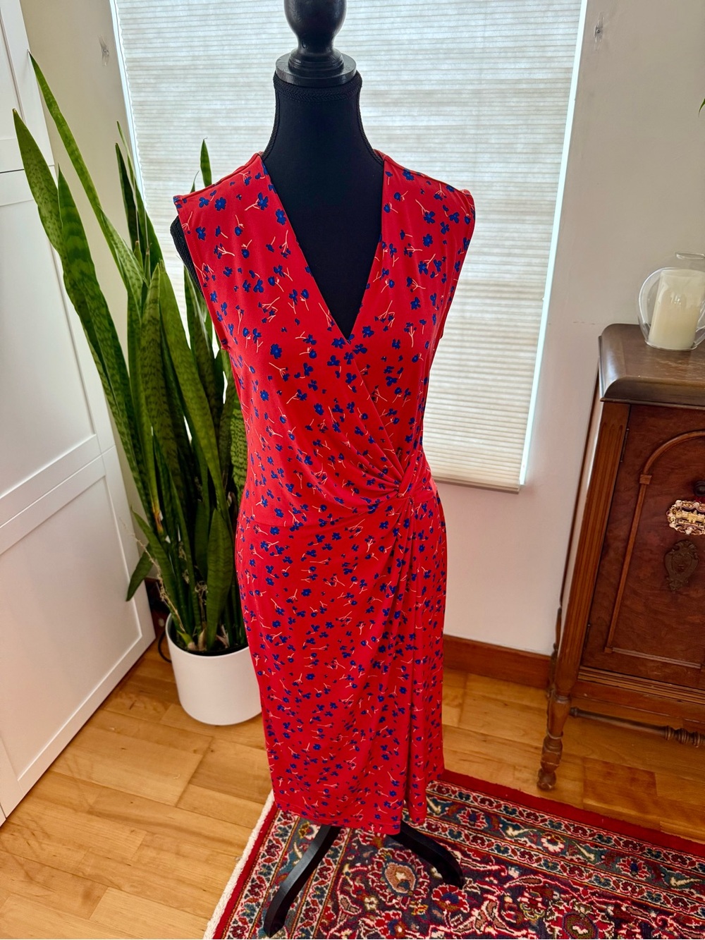 Red Floral Twist-Front Sleeveless Dress